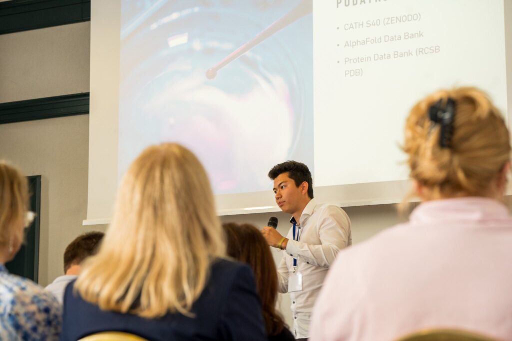 Arnesov HackathON26 - predstavitve ekip